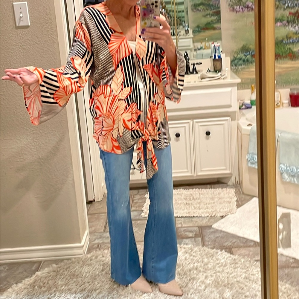 Cute Patterned Top - image 1